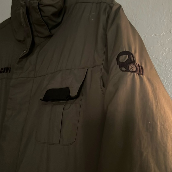 Pre- owned Columbia Convert CNVT Omni-Tech Winter Snowboard Jacket young 10/12 - Picture 3 of 11